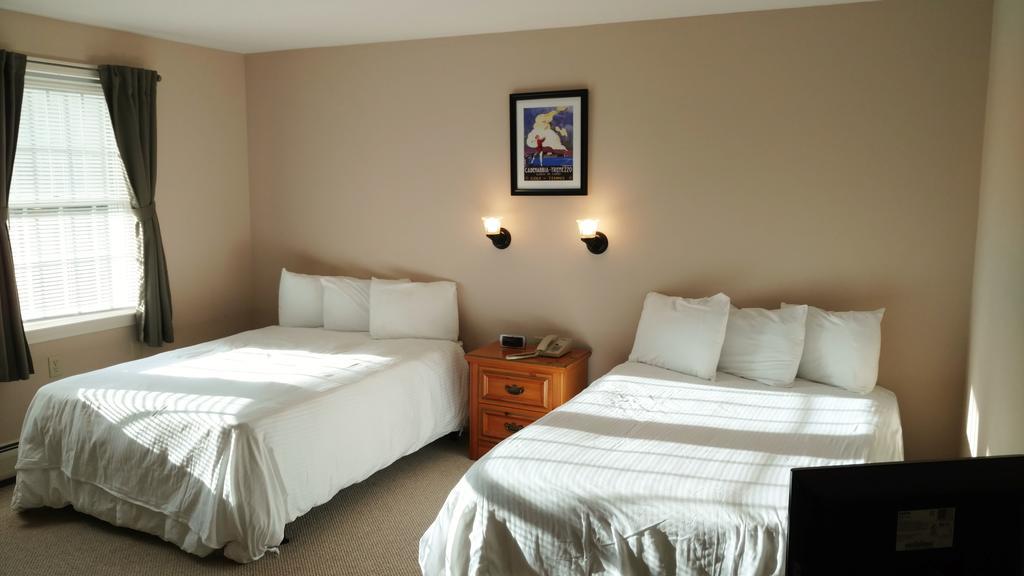 Woodbound Inn Rindge Zewnętrze zdjęcie
